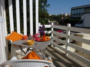 Sol-y-Days Yucca, Agreable appartement en RDC avec petite terrasse et parking à 150m de la plage